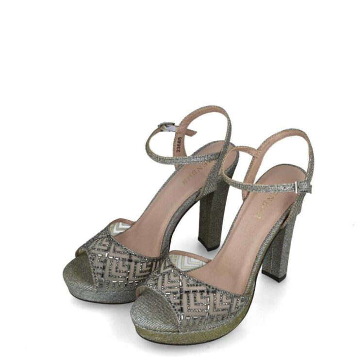 cassiopeia gris 236857103hd 641286e7837185 15414514 fill 1200 1200