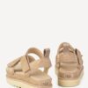 ugg.00200 ntb@3