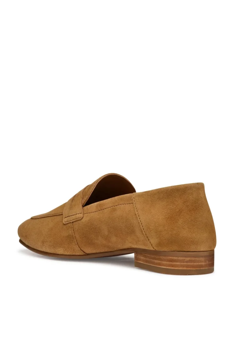 geox mokasinia gunaikeia d mantinea a goat suede d552ea 00021 c6001 cognac 3 scaled
