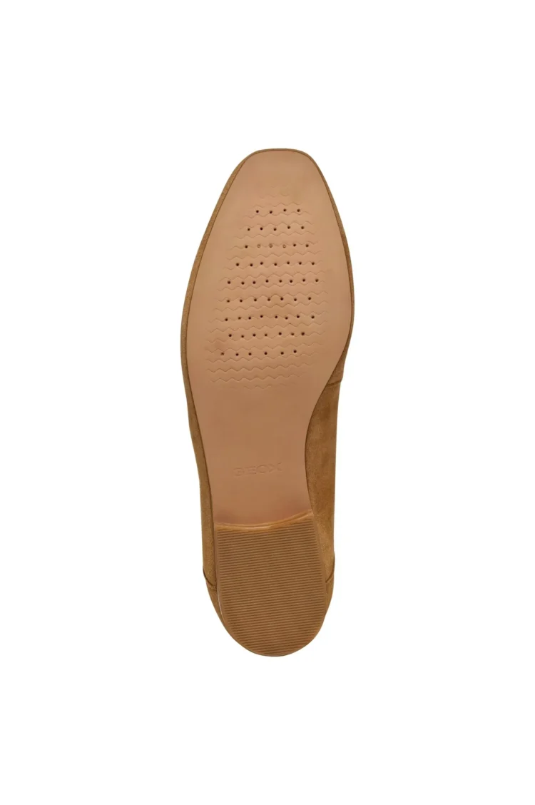 geox mokasinia gunaikeia d mantinea a goat suede d552ea 00021 c6001 cognac 5 scaled