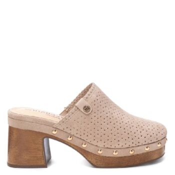 Γυναικεια mule τρυπητο Carmela 162220 1