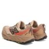 papoutsia gia treximo new balance hierro mthierv9 kaphe 0000305635075 2